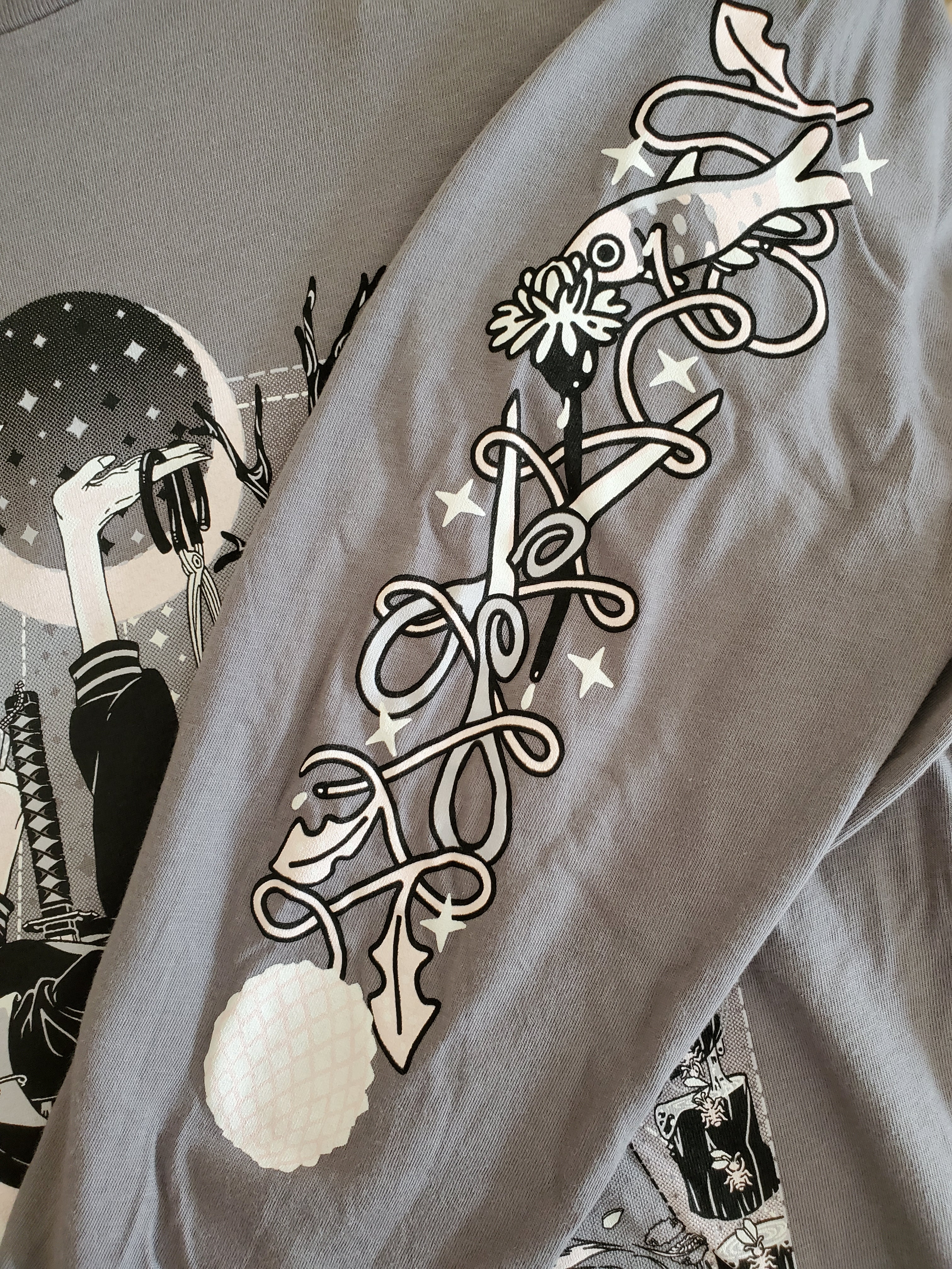 CUT HERE Long Sleeve Tee ALT COLOR