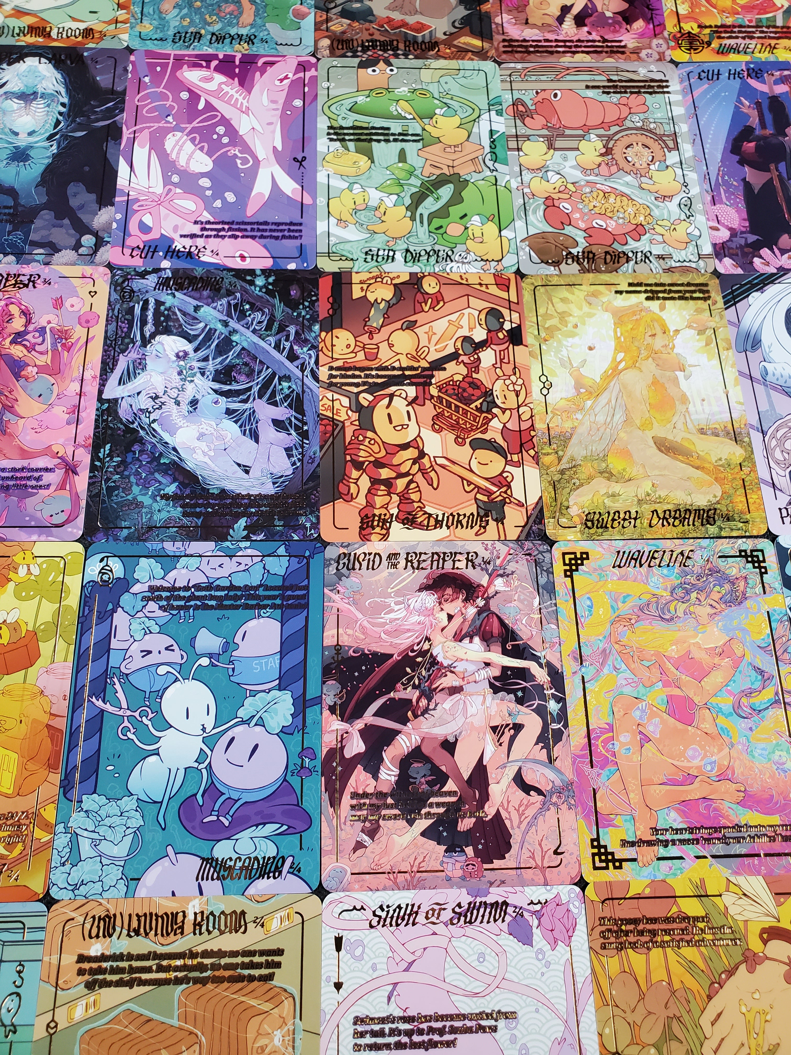 PAPERLARVA COLLECTIBLE ART CARDS. Series One. Alpha Edition.