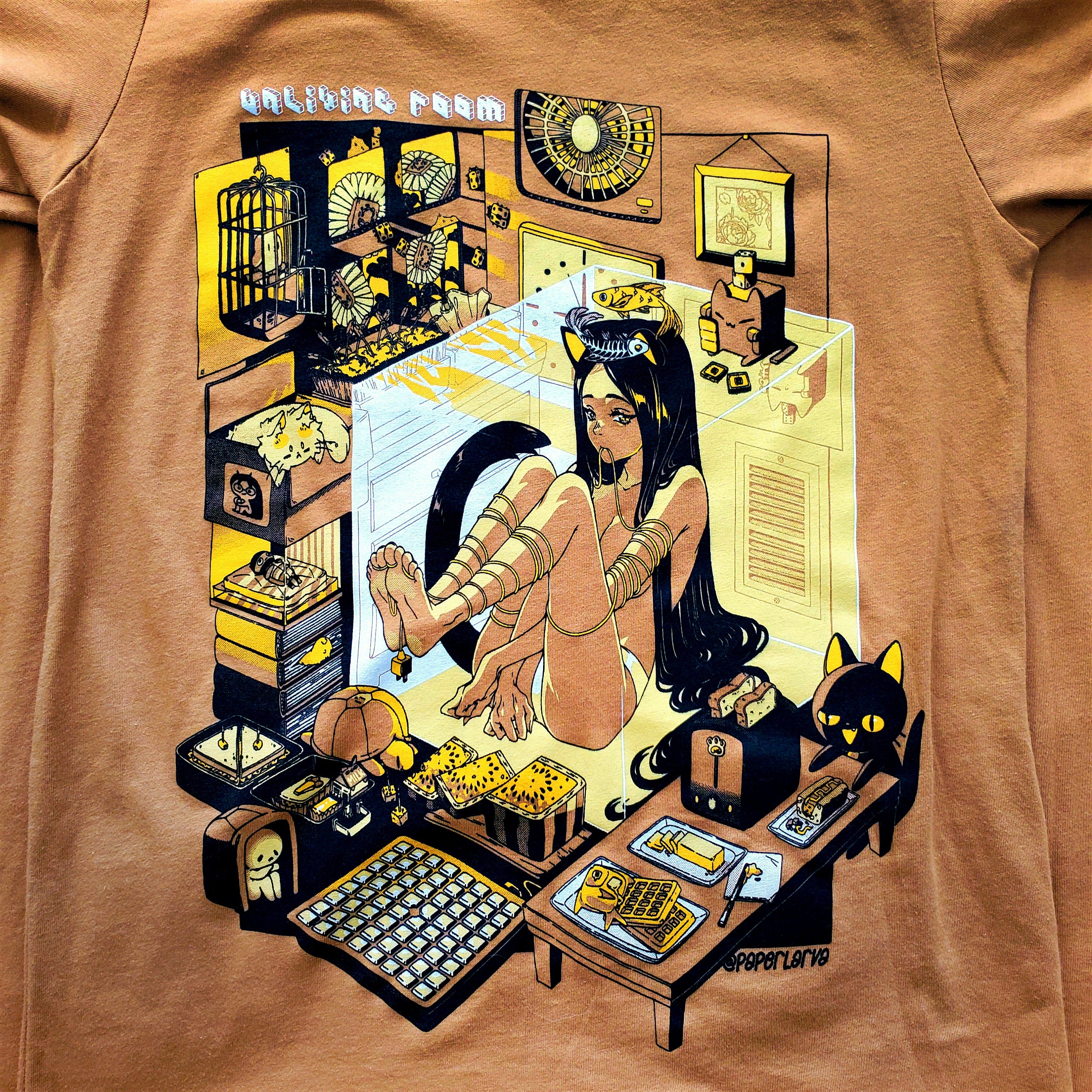 Un)LIVING ROOM Short Sleeve Tee